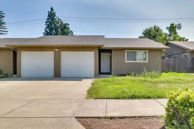 Image de *Long Stay* Pet Friendly Lovely West Salem Home.