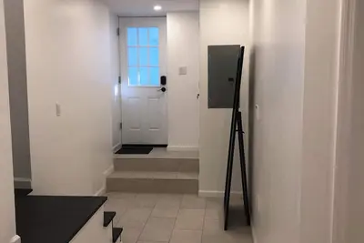 Image de Charming 2-bedroom apartment with WiFi, Ac in lovely Brooklyn