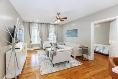 Image de In-Unit Laundry | Your Family & Friends Space