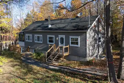 Image de McLaren Chalet Spa par Abri du Loup