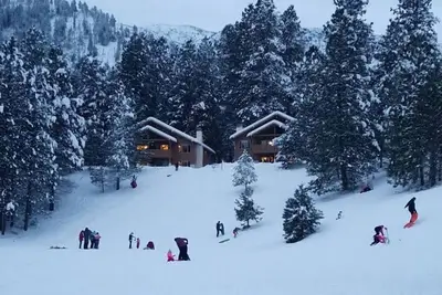 Christmas in Leavenworth Dec 22-29   Christmas Lights 2 Br Condo