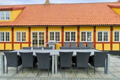 \"Garbine\" - 1. 5km from the sea by Interhome