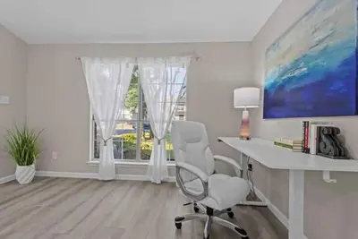 Image de Beautifully Renovated Home in North Austin