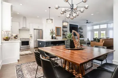 Image de The Station: Luxurious Rustic Elegance 3 King Suites