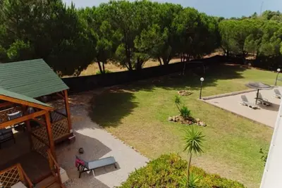 Image de Villa Mariogo: A Unique Outdoor Space \n