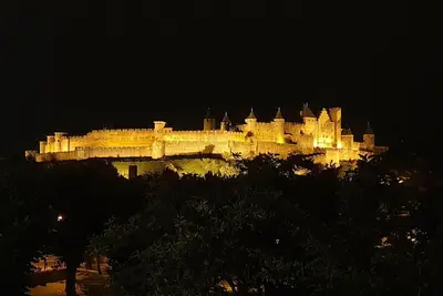 Image de Chaleureux appartement CarcaLuxe**, près du centre ville de Carcassonne, France.