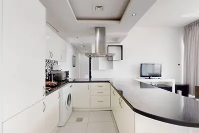 Image de Modern & Spacious 2br Apartment