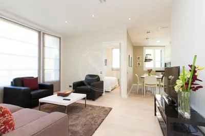 Image de Apartment in Sagrada Familia Ii