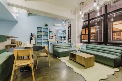 Image de Vaquay Brightside Basement in Cbd | Secret Warehouse in Iconic Flinders Lane