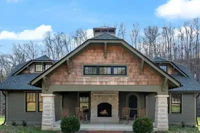 Image de Leiper’s Retreat – Secluded 3 Bdr Craftsman Home