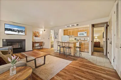 Image de Cascade Mountain Oasis - Resort Amenities!