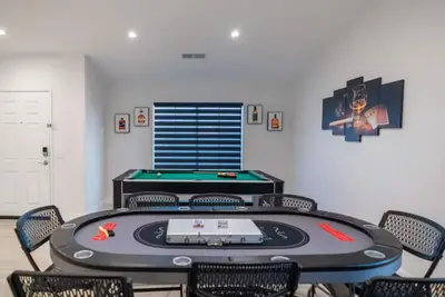 Image de Spacious 4-bedroom house with pool & Spa! Large, perfect for large families