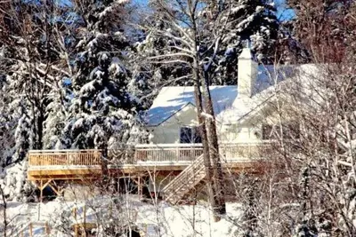 Image de Charming Lakehouse on Lac Pilon