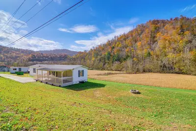 Image de Near Atv & Hiking Trails: Home w/ Deck in Oneida!