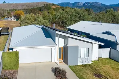 Image de Tewksbury Haven  *with wi-fi*