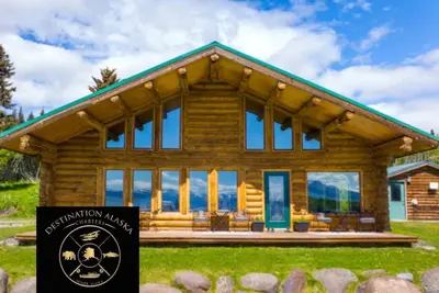 Image de New Listing - Quiet Alaskan Luxury Cabin Overlooking Kachemak Bay