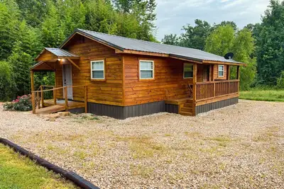 Image de Peaceful cabin <1 mile from Daisy State Park + Private Access to Bear Creek Trail