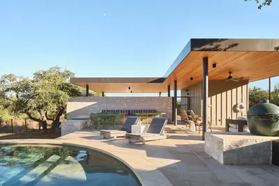 Image de Hill Country Retreat with Rolling Hill Views, Fabulous Pool, Hot Tub & Bbq Area