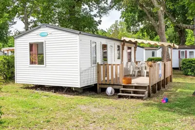 Image de Mobil-home | Classic | 3 Ch. | 6 pers. | Terrasse surélevée