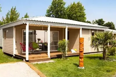 Image de Chalet | Comfort Xl | 3 Ch. | 5/7 pers. | A/C | Tv