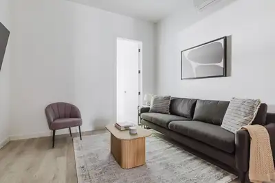 Blueground | Williamsburg 2bd apartment