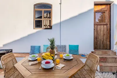 Image de Magnifique maison de vacances pour 4 personnes avec climatisation, Wifi et Tv