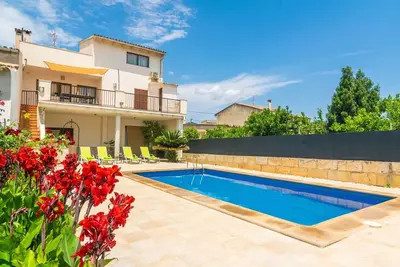 Image de Es Desaigua - Villa Con Piscina Privada En LlubÃ