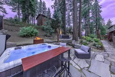 Luxurious four-bedroom property, where comfort meets elegance! (Sl397)