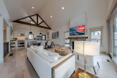 Image de Wilderness Club Haven for 12!