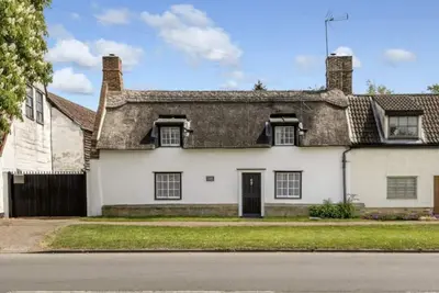 Image de Cottage-d'exception-Salle de bain et douche-Vue sur la cour-Cozy Cottage