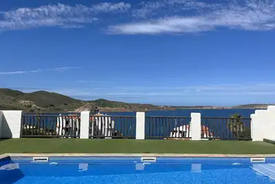 Image de Appartement avec piscine et belles vues sur la mer