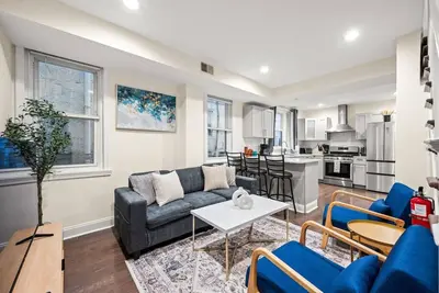 Image de New Spacious 3 Bedroom Apt in the Heart of Philly