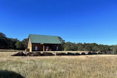 Image de Berry Hill Cabin. Your remote family getaway
