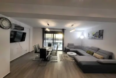 Image de Stylish Vacation Apartment. Metro Fix 180 mtr