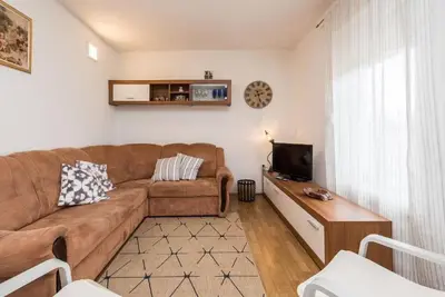 Image de Relaxing Bisko Retreat with Outdoor Pool, Furnished Terrace and Bbq - Four Bedroom Holiday Home