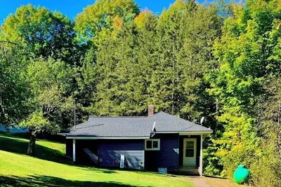 Image de Charming 2-Bdr House Minutes From Lake Michigamme! Renovated And Clean!