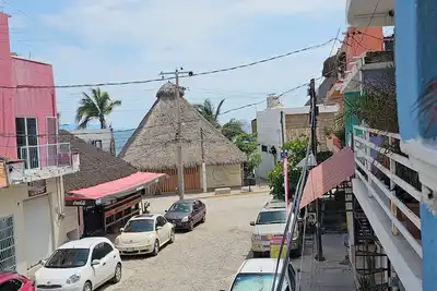 Image de 3-bedroom few steps from the beach house, in the heart of Bucerias downtown