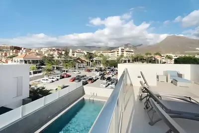 Image de Villa de vacances 'Luxury Duque Mi Sol' avec vue sur mer, Wi-Fi et climatisation