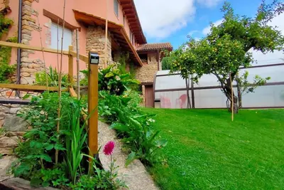 Image de Maison de campagne 'Landa' avec vue sur la montagne, piscine partagée et Wi-Fi