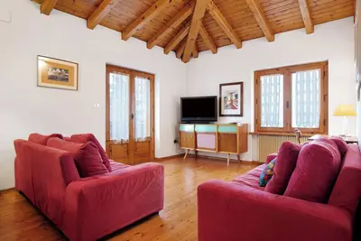 Image de Appartement \"Casa Pòlse\" avec vue sur les montagnes, jardin partagé et Wi-Fi