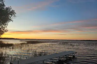 Image de Home on Grand Lake, in Saginaw, Near Ivy Black