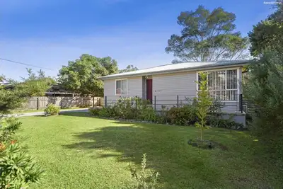 Image de Cute Coastal Cottage with golf views, walking distance to town or beach