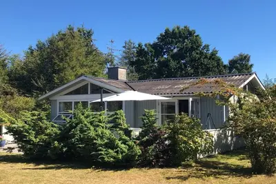 Image de \"Jalina\" - 500m from the sea by Interhome