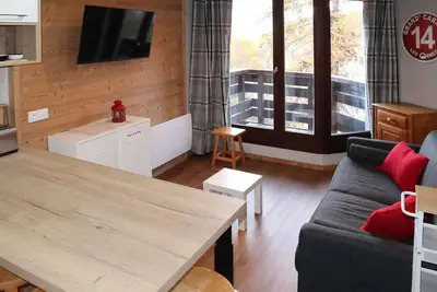 Image de Studio refait pour 5 pers, proche pistes, balcon