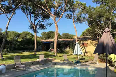 Image de Villa  dans residence privée, mer a 8 minutes a pied, commercants a 5 mn.