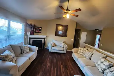 Image de Spacious 5-bedroom house in beautiful Greeley with Ac, WiFi\n