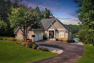 Image de Dog & family friendly, Sml Va, quiet cove, kayaks, swimming pool