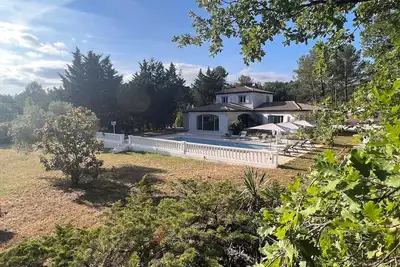 Image de Villa 9 personnes avec piscine privée – Provence, Pays de Fayence (Var)