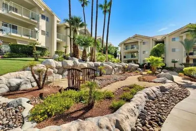 Image de Cozy 1-bedroom condo with river view and pickle-ball in amazing Laughlin