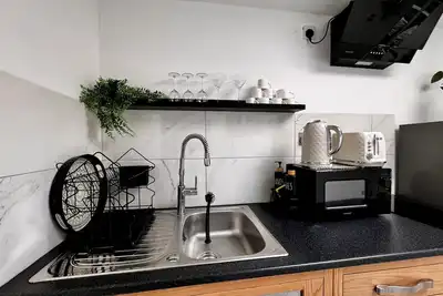cosy large one-bedroom for business travellers
